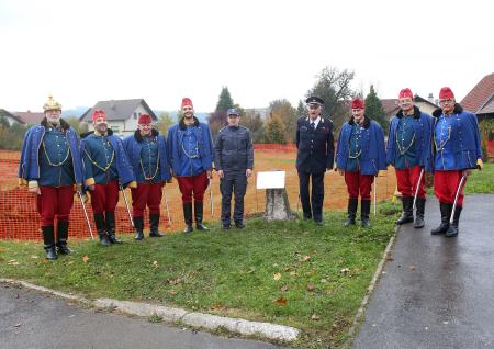 TEMELJNI KAMEN DOMA ZAŠČITE IN REŠEVANJA Z MEDGENERACIJSKIM CENTROM RAKEK 38 FOTO LJUBO VUKELIČ